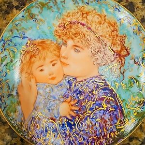 EDNA HIBEL Mother's Day‎ Plate Jessica and Kate Vintage 1989 5043 B Plate